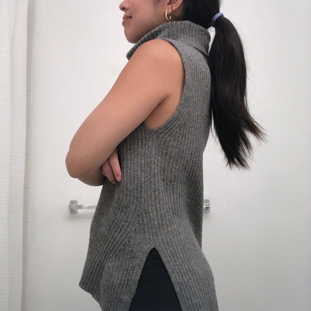 Madewell Merino Wool Sleevless Turtleneck